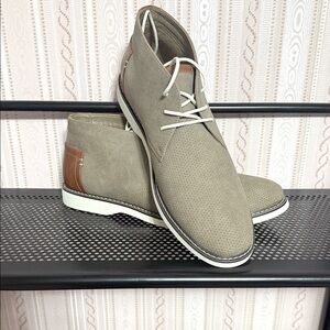 Buckle STEVE MADDEN Men's Gray and Brown Chukka Boots